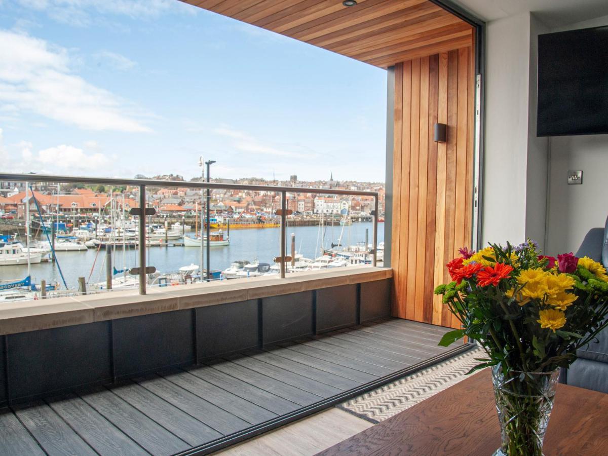 Harbour Sunset Villa Whitby Exterior photo